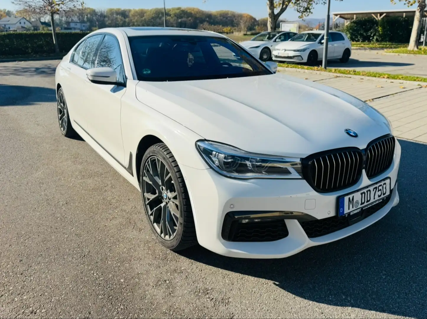 BMW 750 750i X drive Voll Austattung Weiß - 2