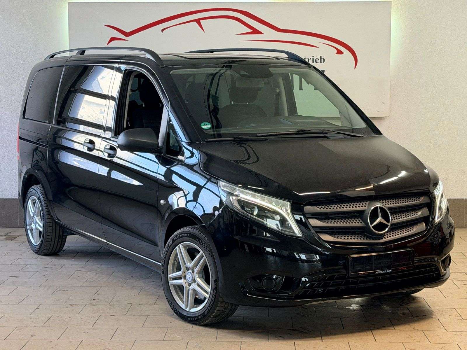 Second hand Mercedes Benz Vito 