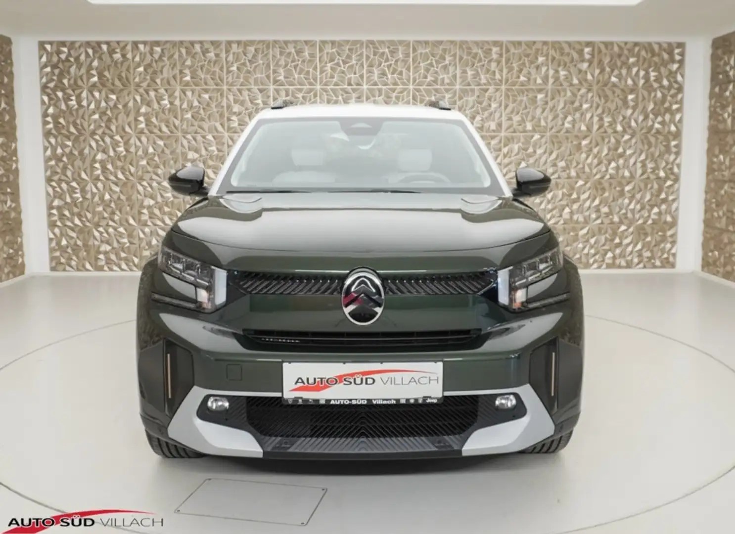 Citroen C3 Aircross Hybrid 145PS Automatik MAX Grün - 2