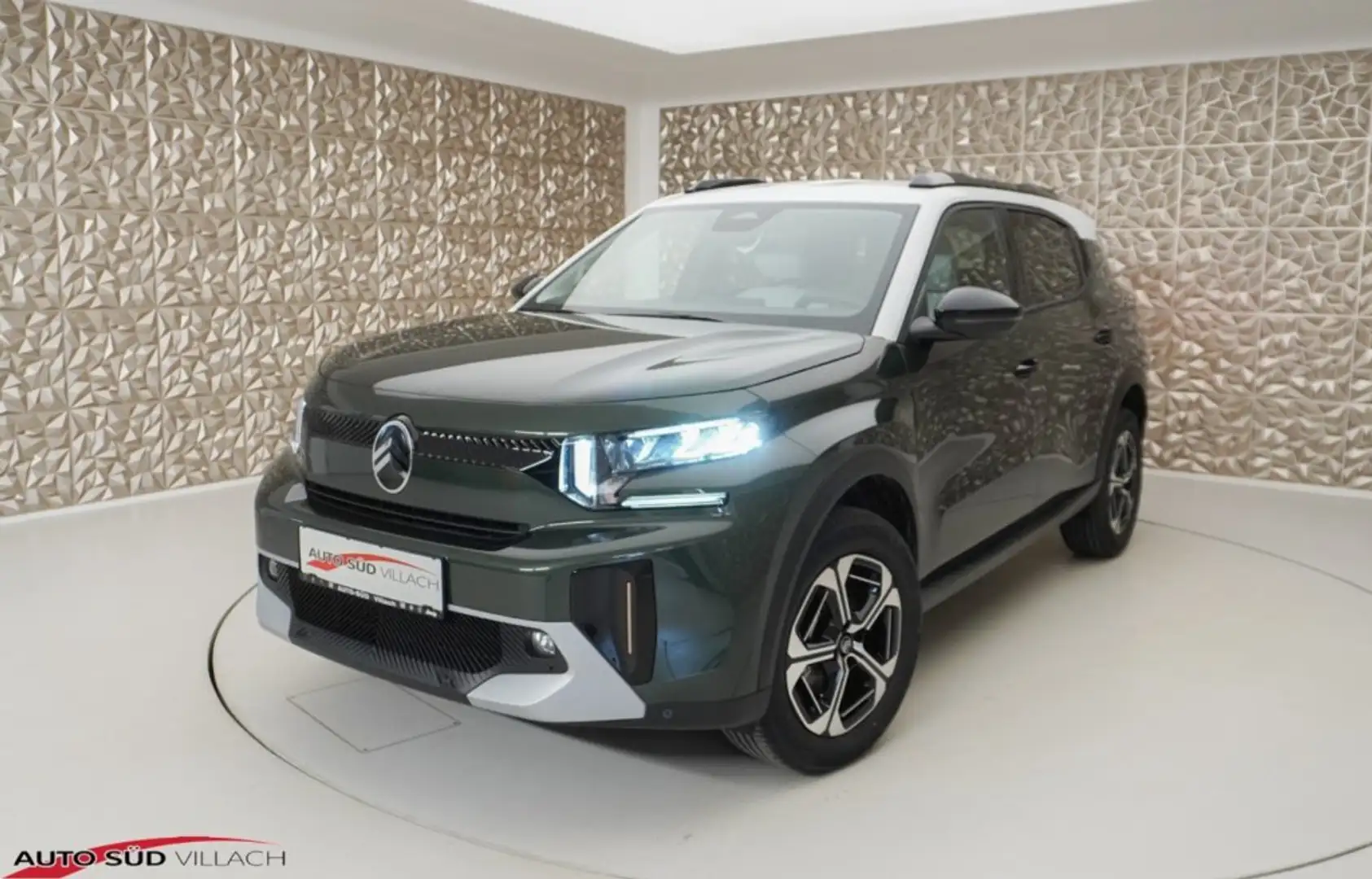 Citroen C3 Aircross Hybrid 145PS Automatik MAX Grün - 1