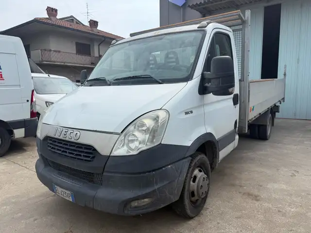 Iveco Daily 35C13/2.3/126CV/CASSONE 4800 CM /2014