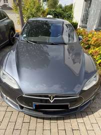 Model S 85 kWh Dual Motor