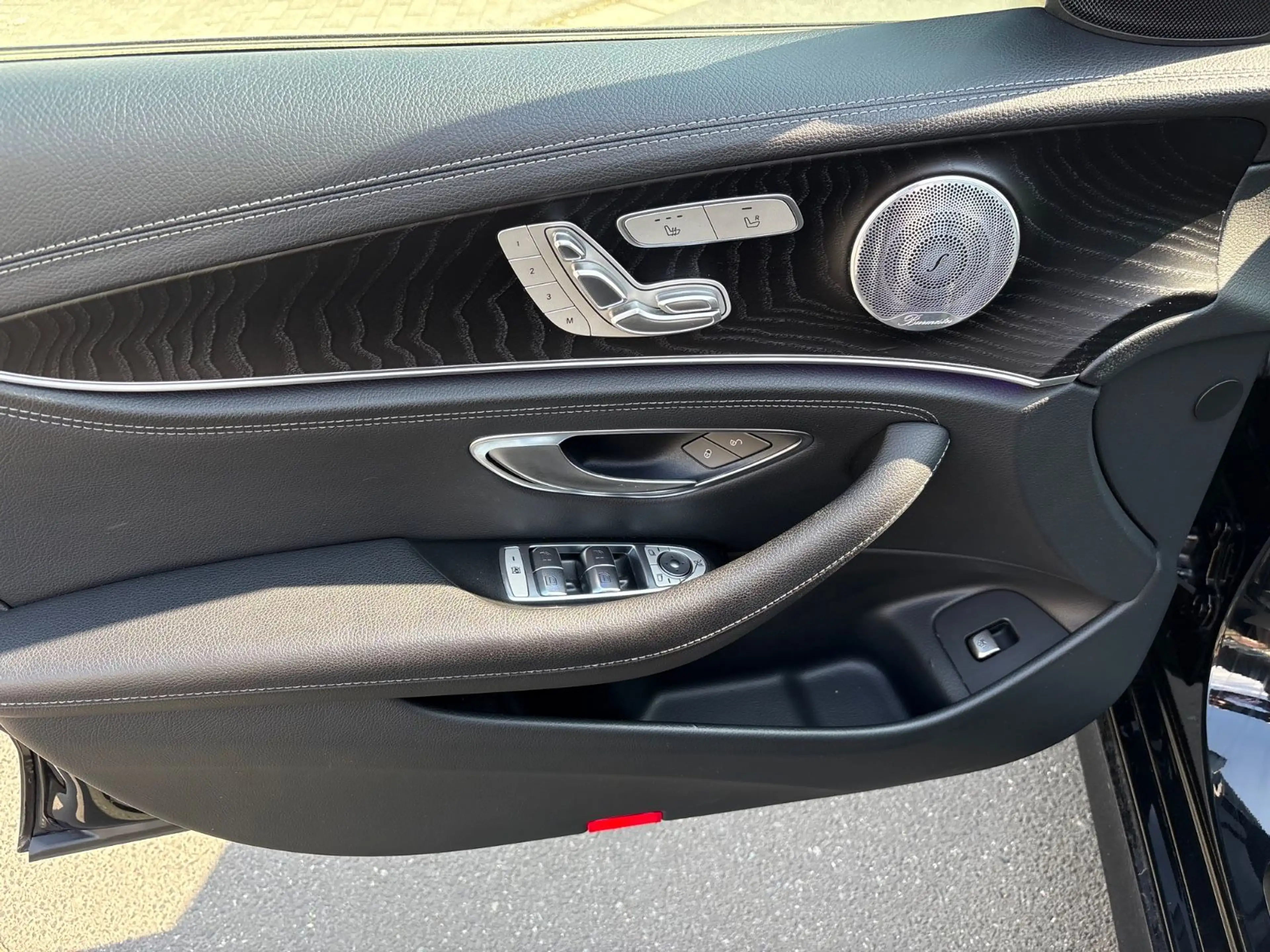 Mercedes-Benz E 300 dE T-Modell dE 300 de AMG LIne Voll Panora — photo 11