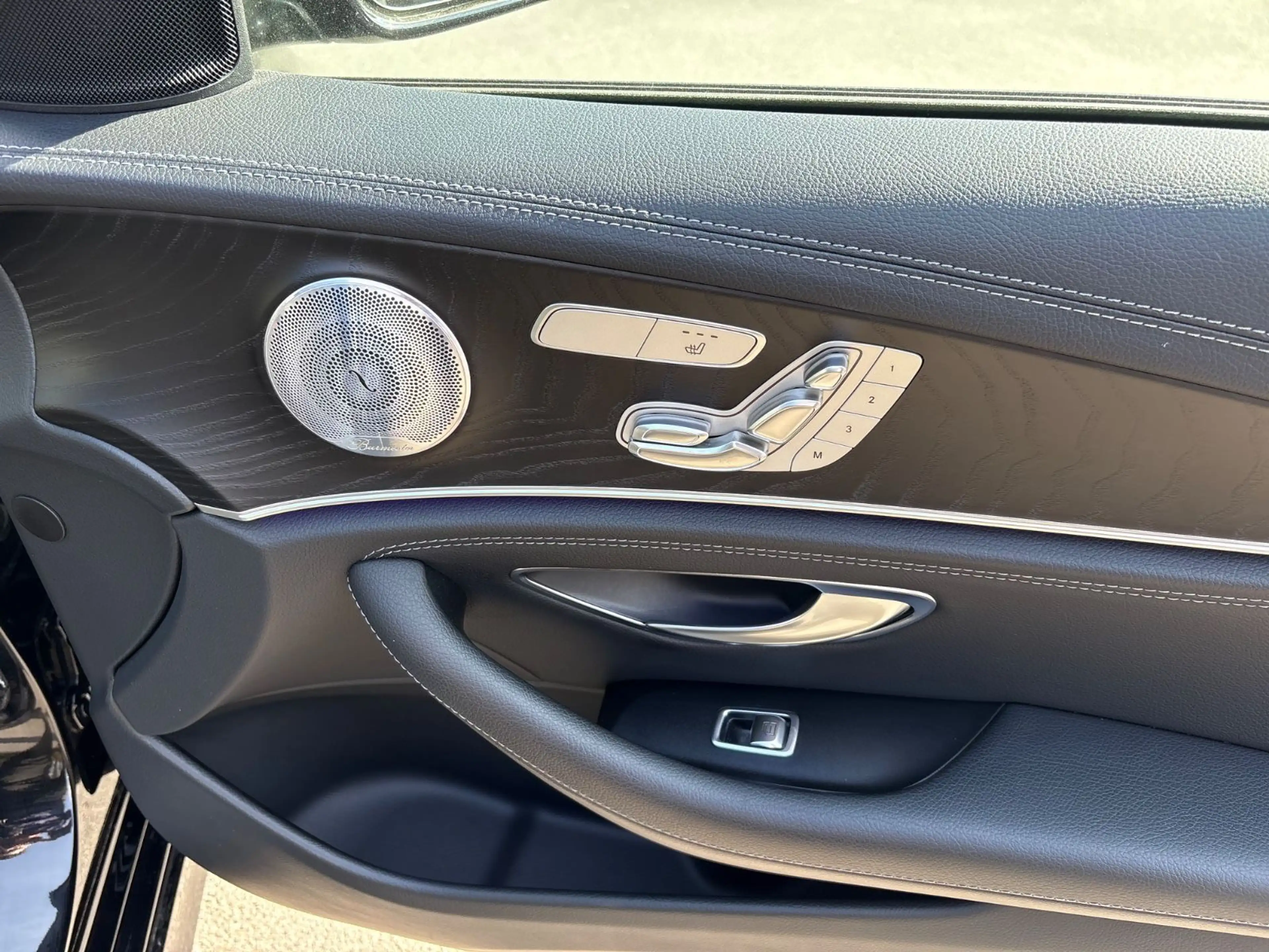 Mercedes-Benz E 300 dE T-Modell dE 300 de AMG LIne Voll Panora — photo 15