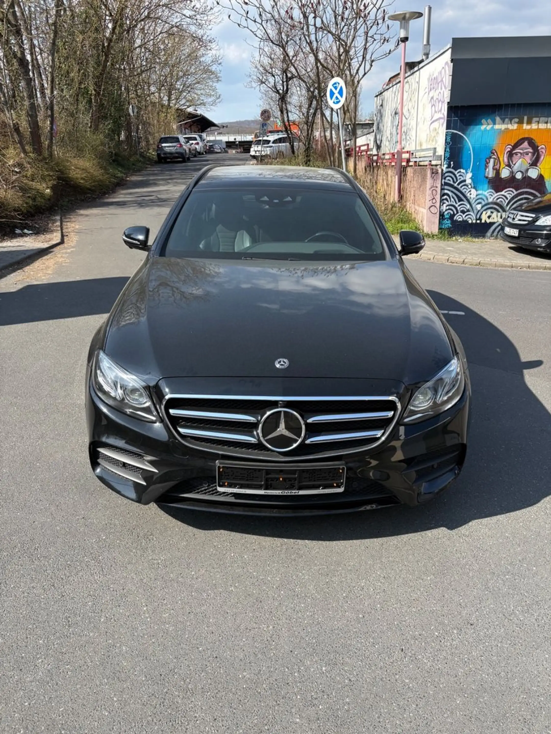 Mercedes-Benz E 300 dE T-Modell dE 300 de AMG LIne Voll Panora