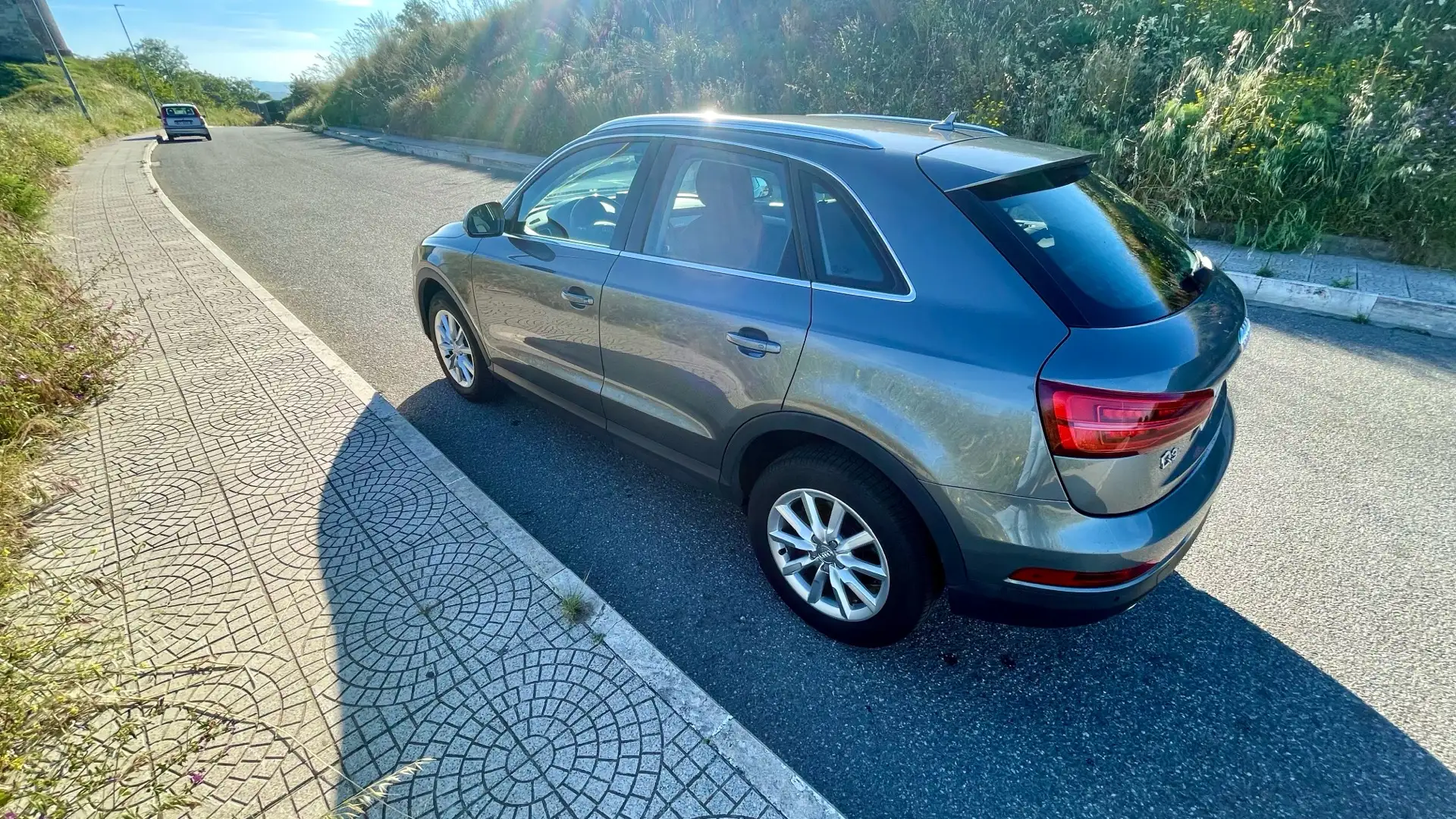 Audi Q3 2.0 tdi Business quattro 150cv s-tronic - 2
