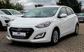 Hyundai i30 1.6 CRDi/VOLL SHEFT/KLIMA/ALLWETTER/PDC/ Weiß - thumbnail 1