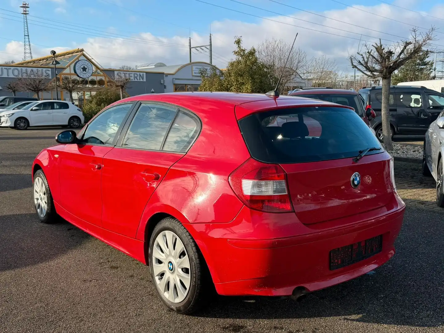 BMW 116 i/Navi/Klima/SHZ/PDC/AUX/Schiebedach Rot - 2