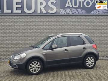 1.6-16V Emotion Airco/Navi