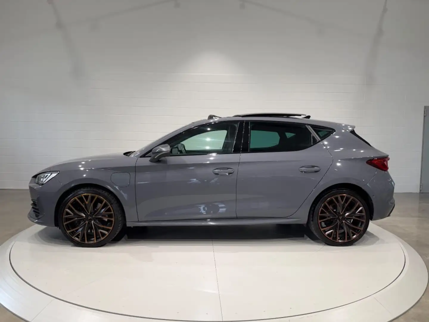 CUPRA Leon 1.4 e-HYBRID 245 CV DSG TETTO / PREZZO REALE Šedá - 2