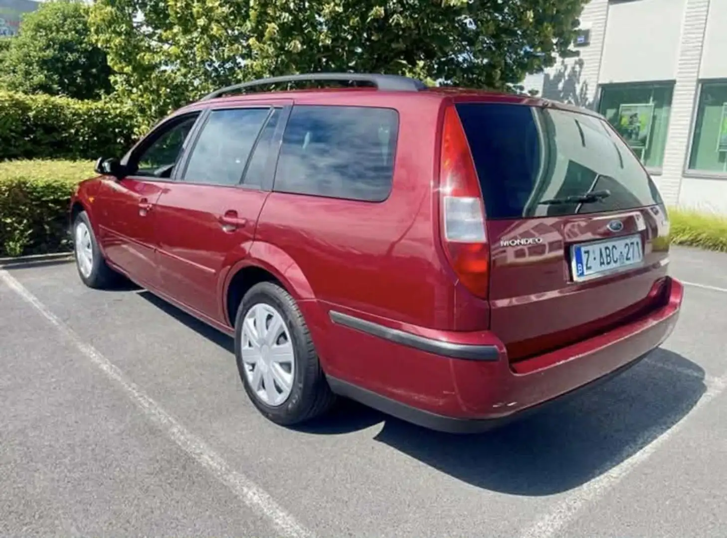 Ford Mondeo Mondeo 2.0 Turnier TDCi Viva X Rojo - 2