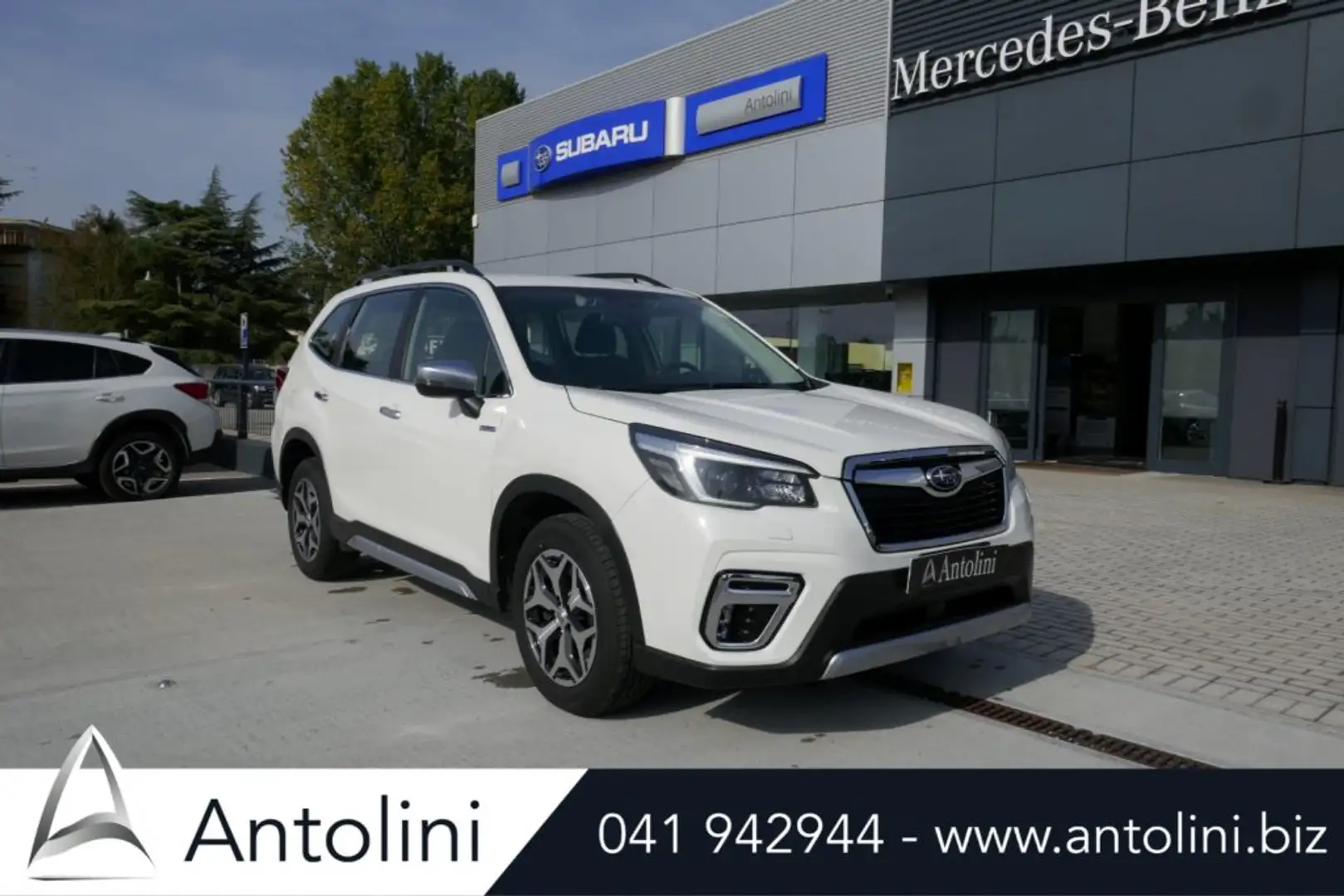 Subaru Forester 2.0 e-Boxer MHEV CVT Lineartronic Free Weiß - 2
