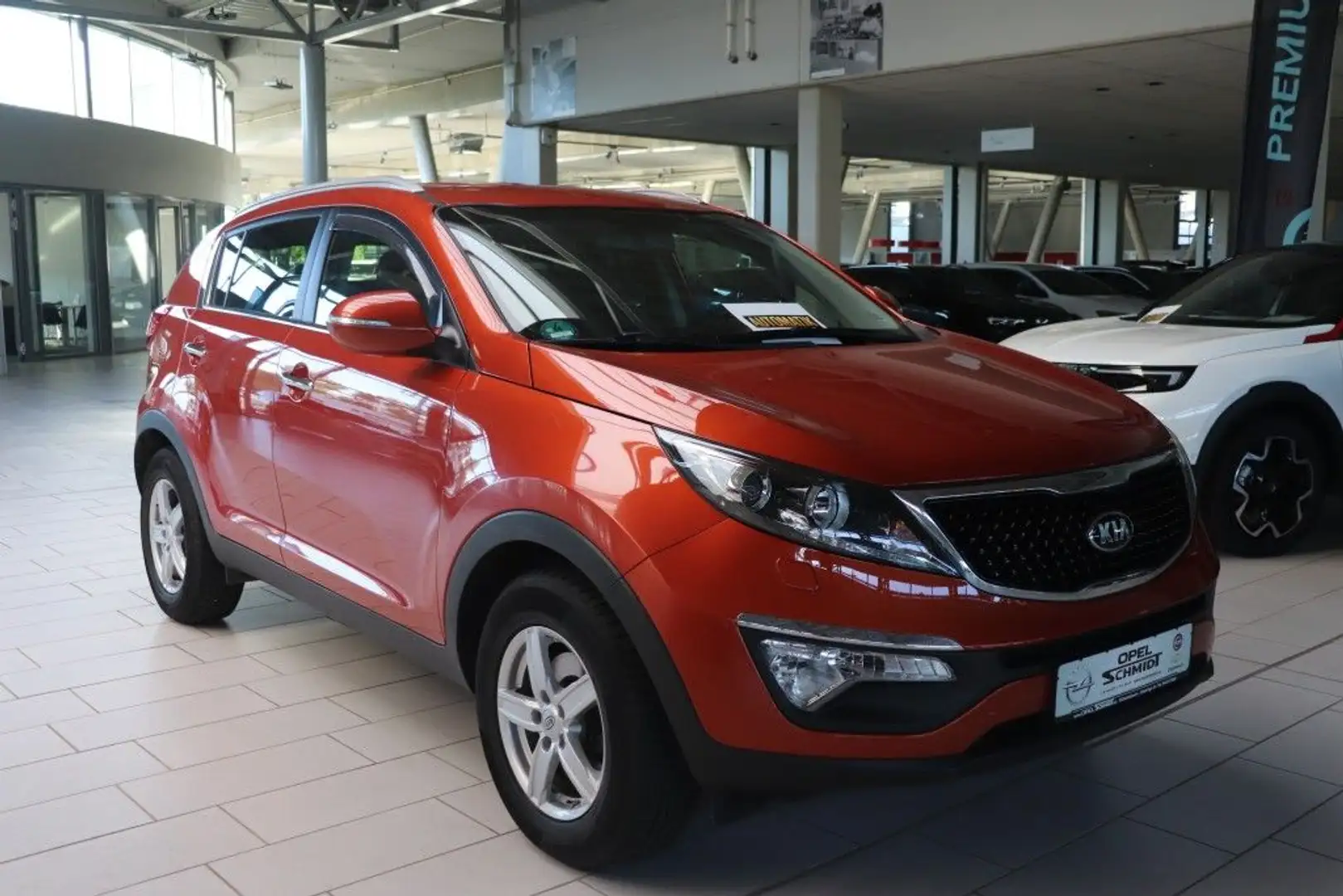 Kia Sportage 2.0 GDI 2WD Aut. Vision Oranje - 2