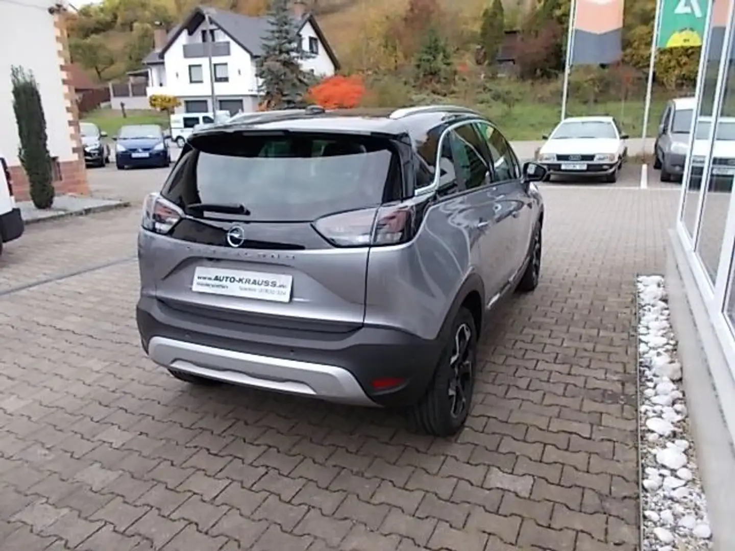 Opel Crossland Crossland 1.2 Automatik Ultimate Grau - 2