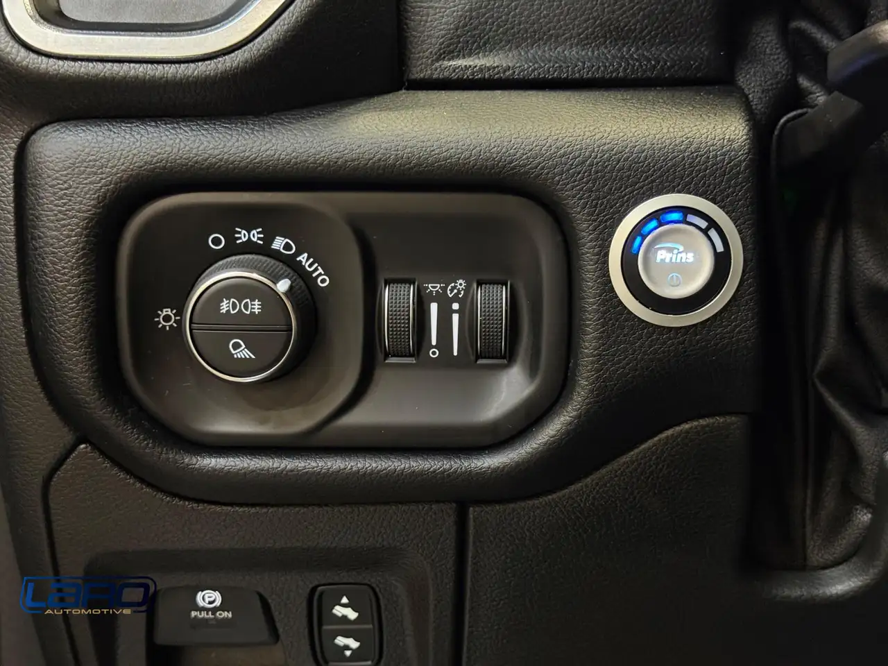 Dodge RAM 2022 — фото 20