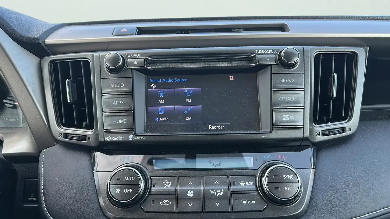 Toyota RAV 4 снимка Toyota RAV 4