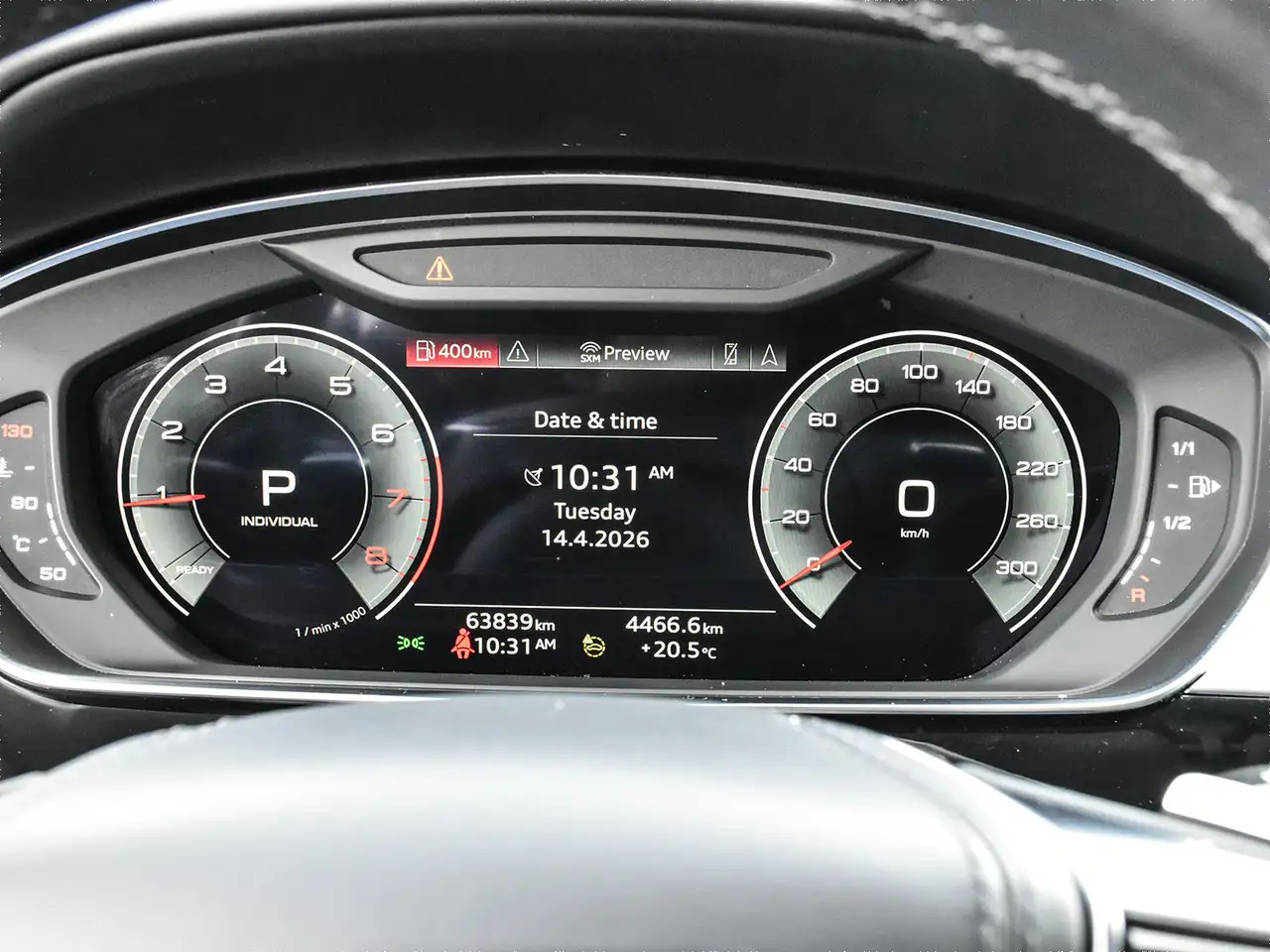 Audi A8 снимка Audi A8