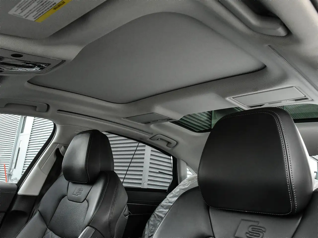 Audi A8 снимка Audi A8