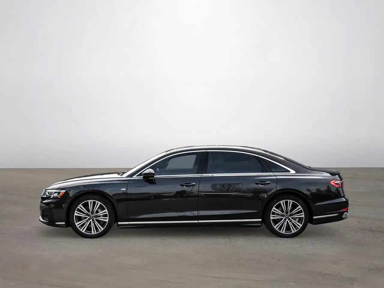 Audi A8 снимка Audi A8