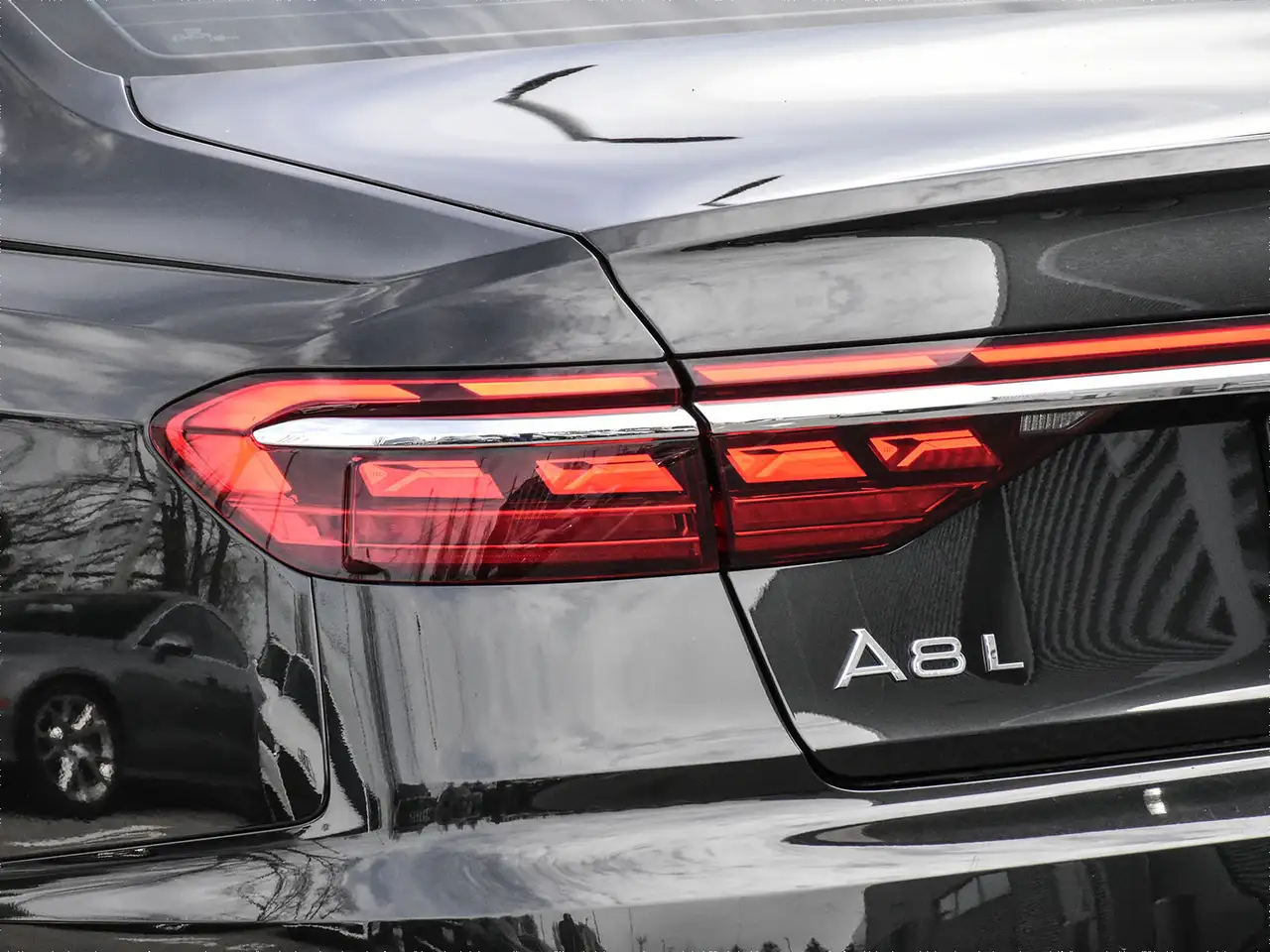 Audi A8 снимка Audi A8