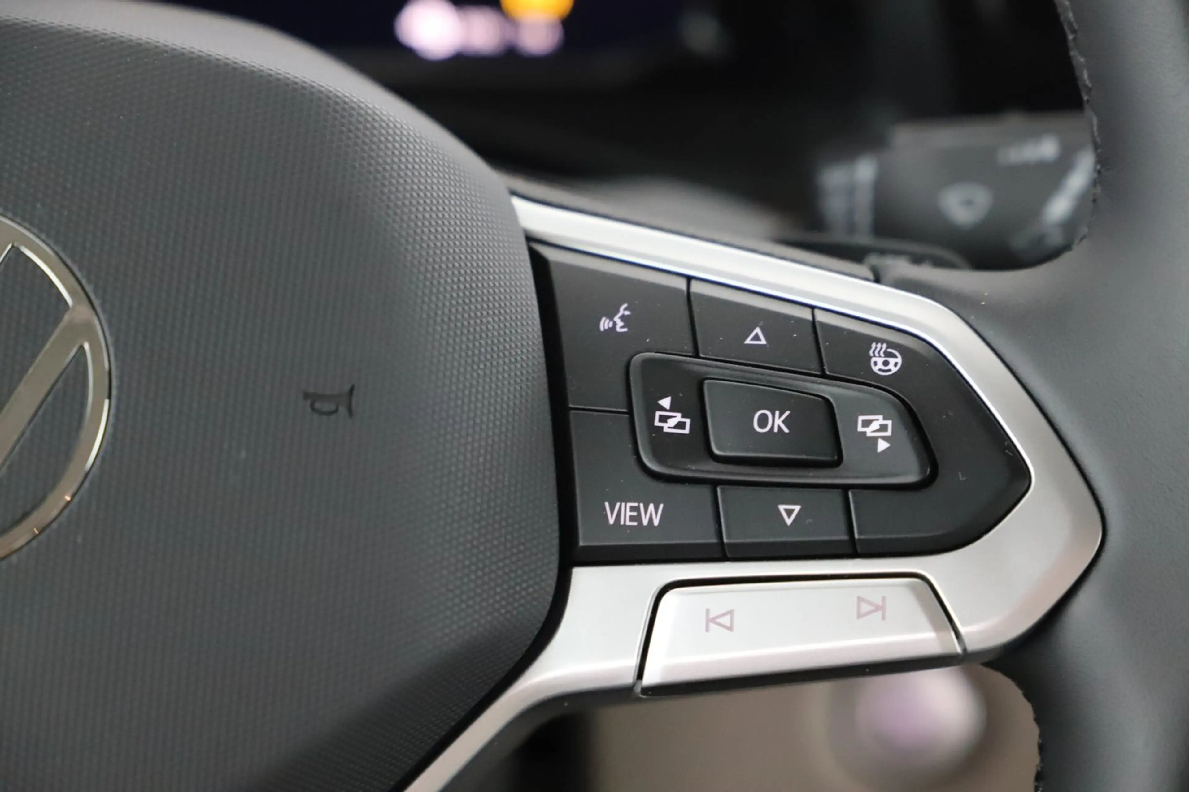 Volkswagen T7 California VW Multivan T7 California eHybrid 180 kW 4M — photo 11