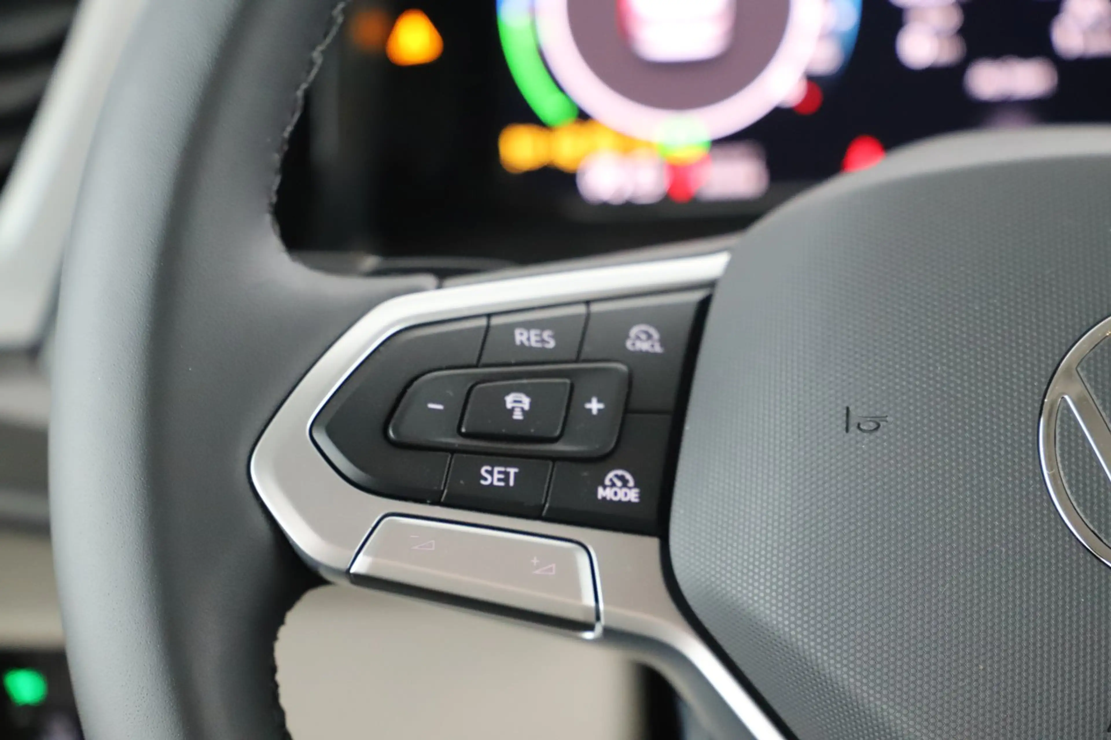 Volkswagen T7 California VW Multivan T7 California eHybrid 180 kW 4M — photo 12