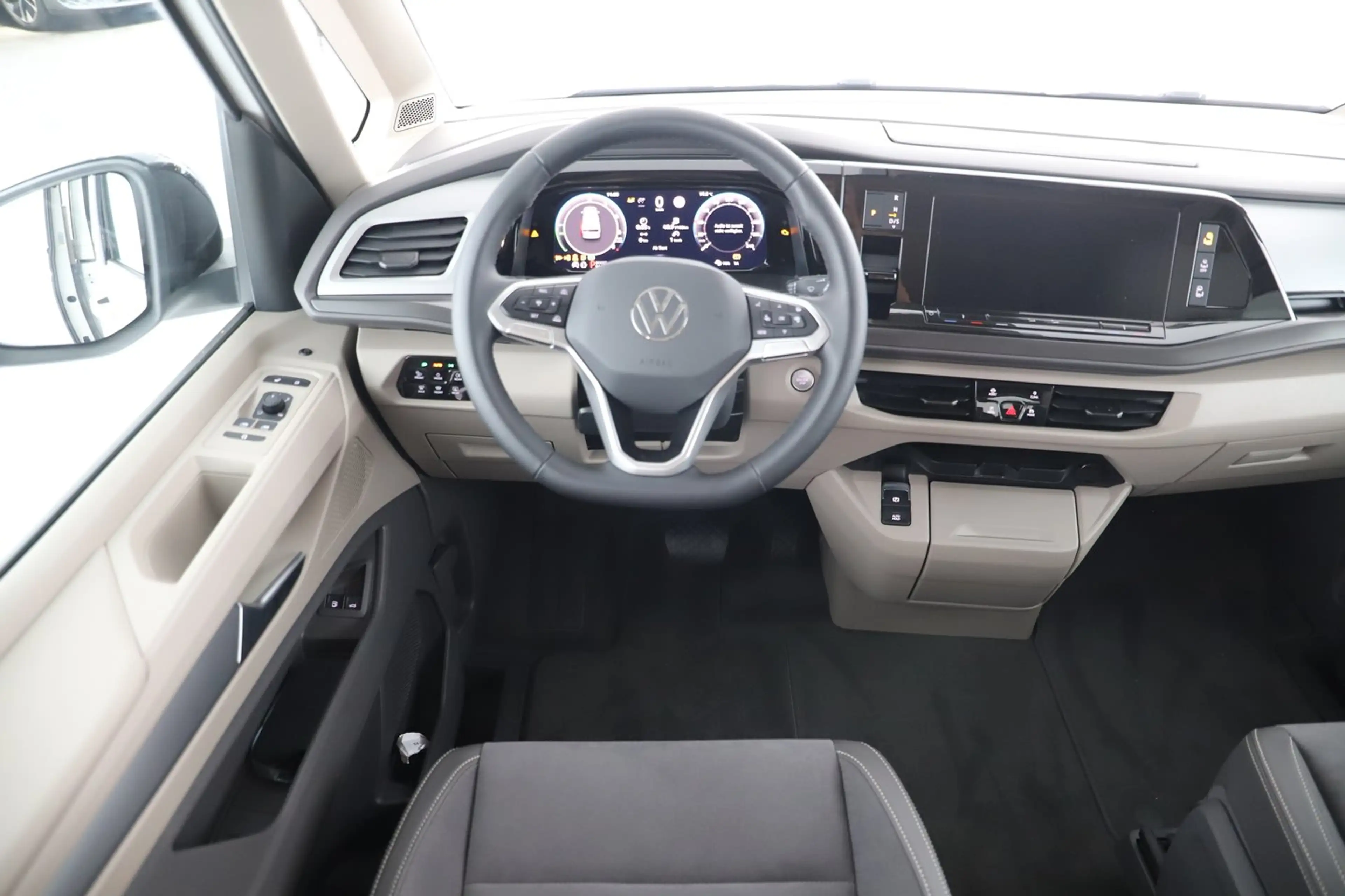 Volkswagen T7 California VW Multivan T7 California eHybrid 180 kW 4M — photo 10
