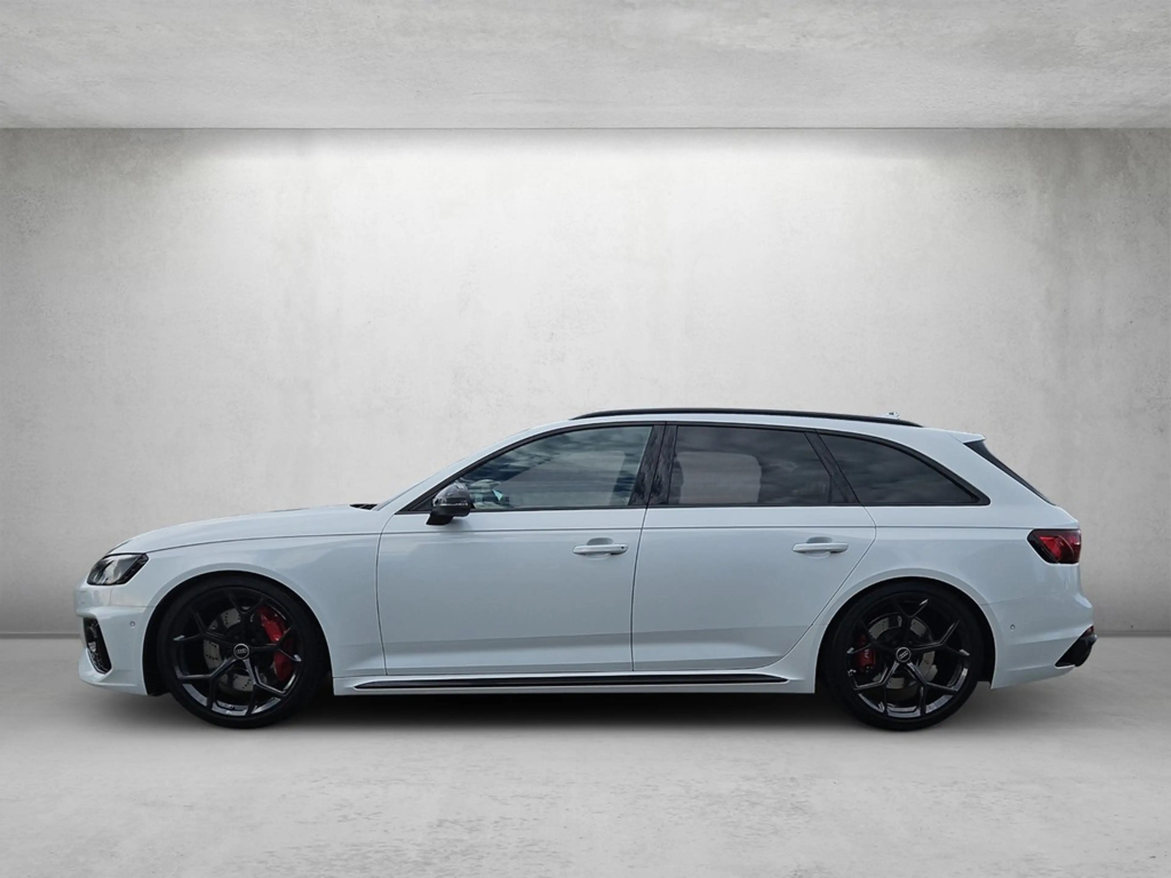 Audi RS4 RS 4 Avant TFSI quattro tiptronic *Pano*AHK* — photo 2