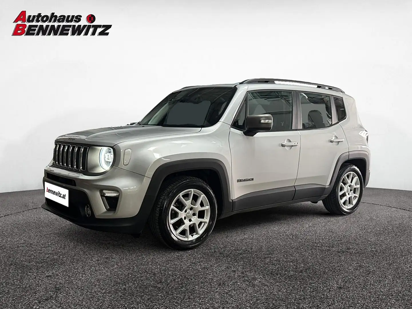 Jeep Renegade 1,3 MultiAir T4 FWD 6DDCT 150 Limited Silber - 1