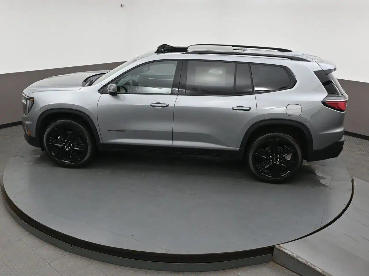 GMC Acadia снимка GMC Acadia