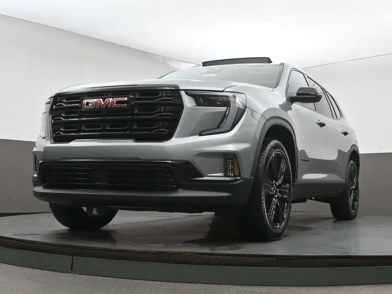 GMC Acadia снимка GMC Acadia