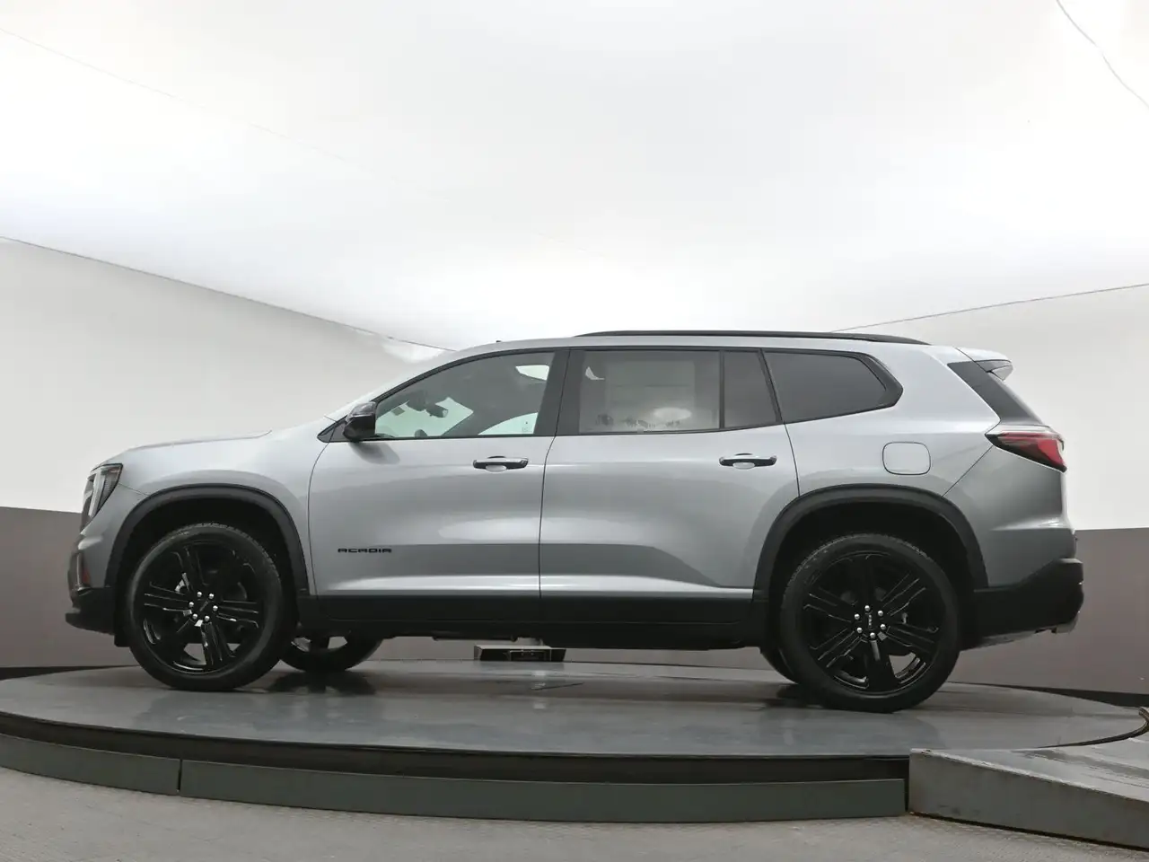 GMC Acadia снимка GMC Acadia