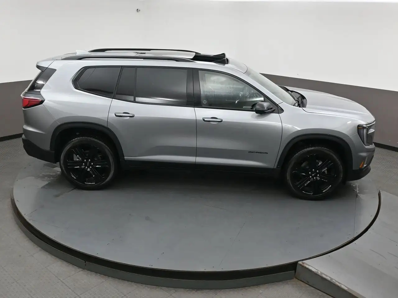 GMC Acadia снимка GMC Acadia