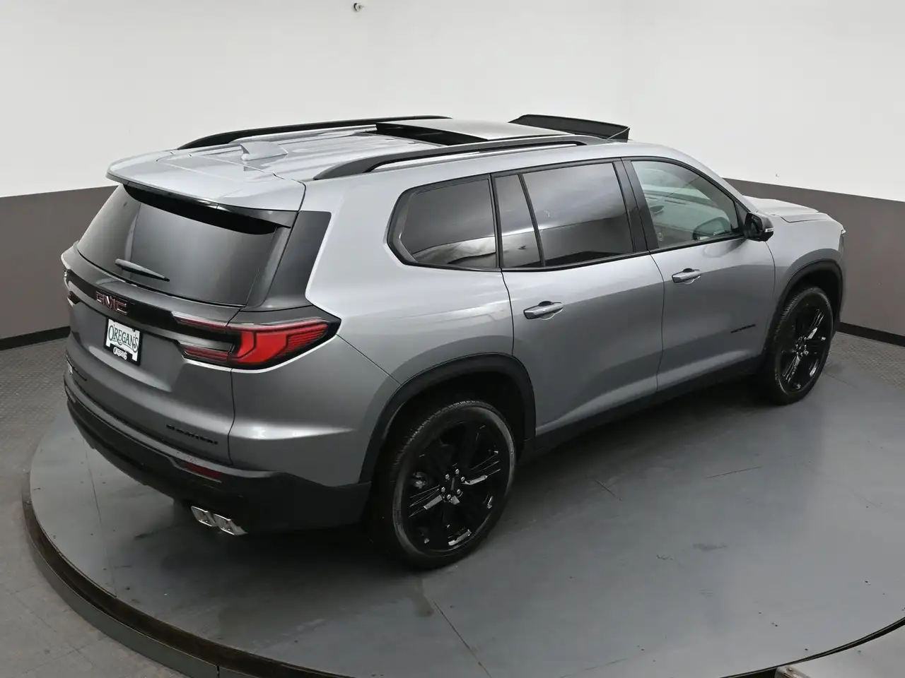 GMC Acadia снимка GMC Acadia