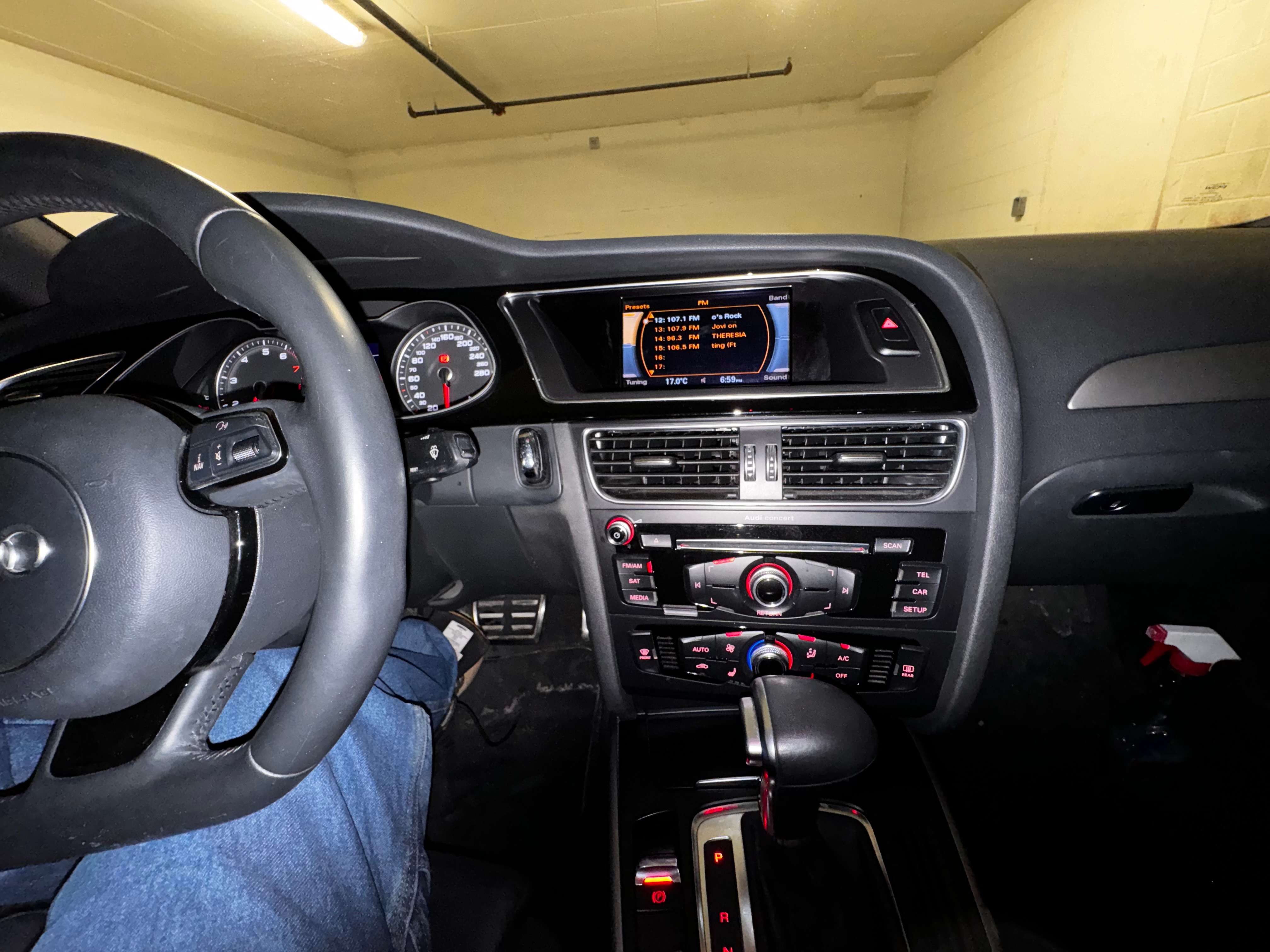 2015 Audi A4 S-Line Komfort plus thumb 17