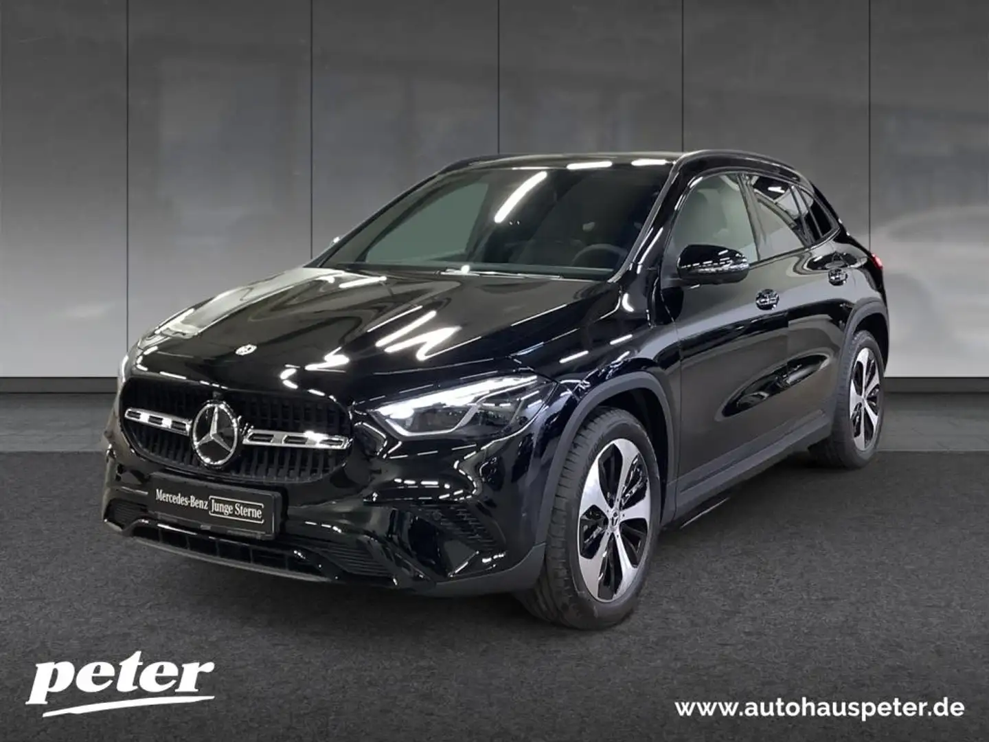 Mercedes-Benz GLA 220 4MATIC +NIGHT+19"+PANO+8G+MULTIBEAM+AHK+ Zwart - 1