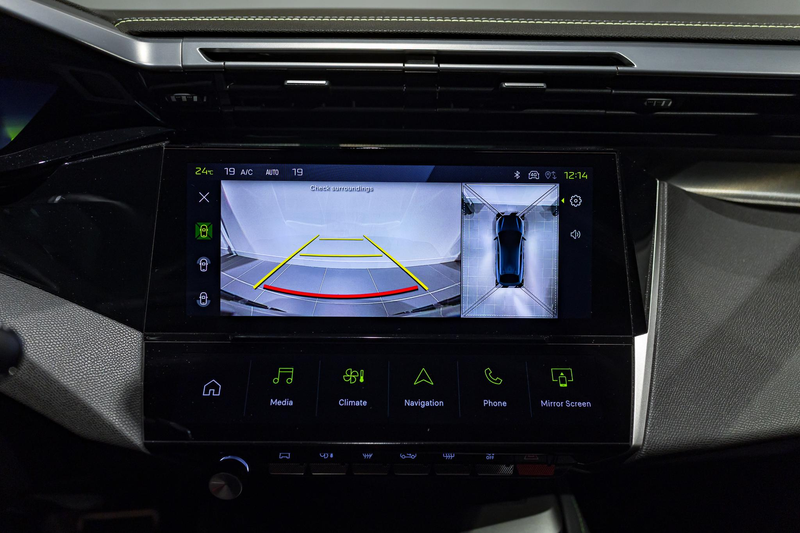 Peugeot 408 1.2 HYBRID 100 e-DSC6 GT — photo 13