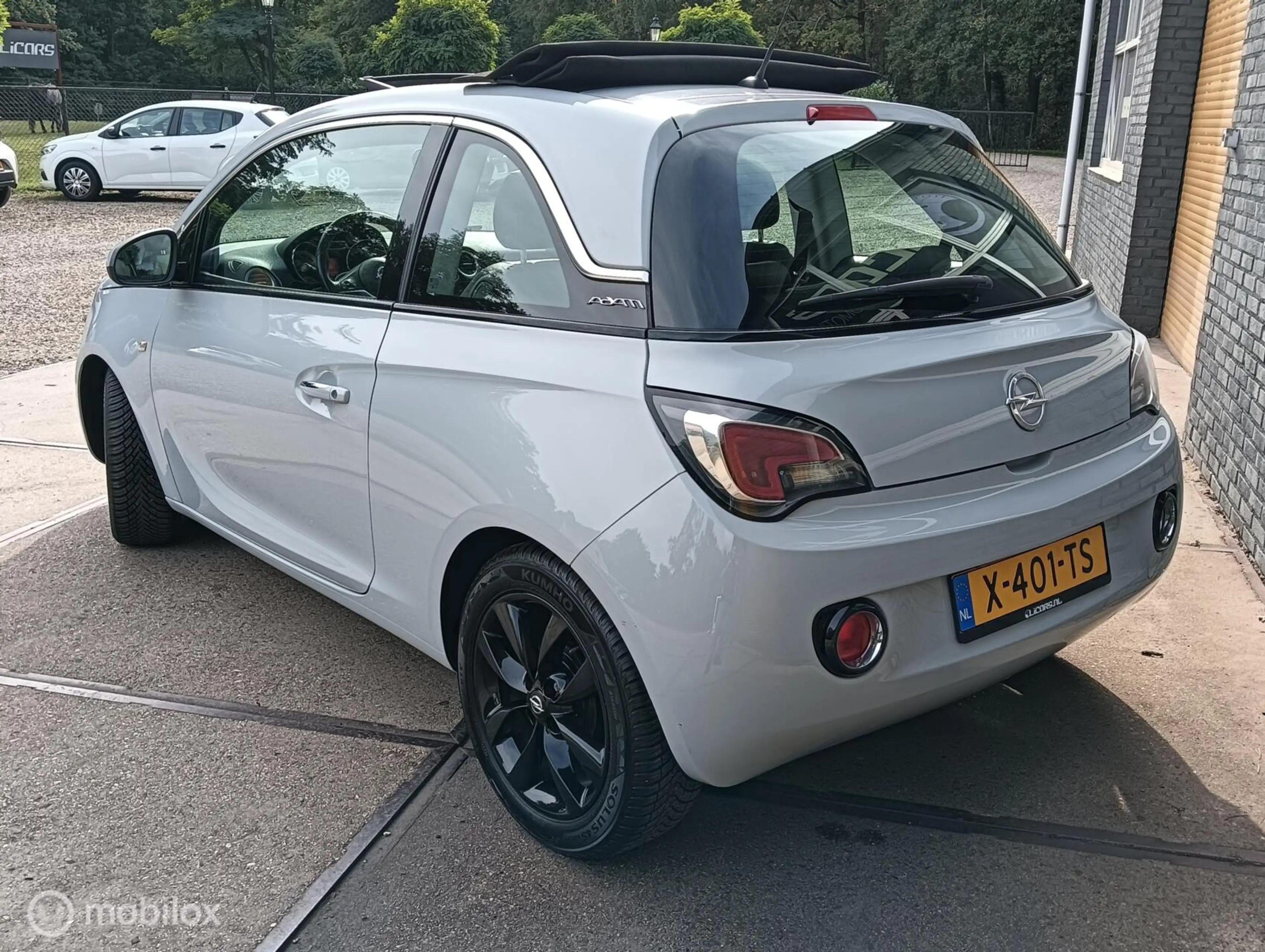 Opel Adam 1.4 automaat cabrio-top/all season banden — photo 4