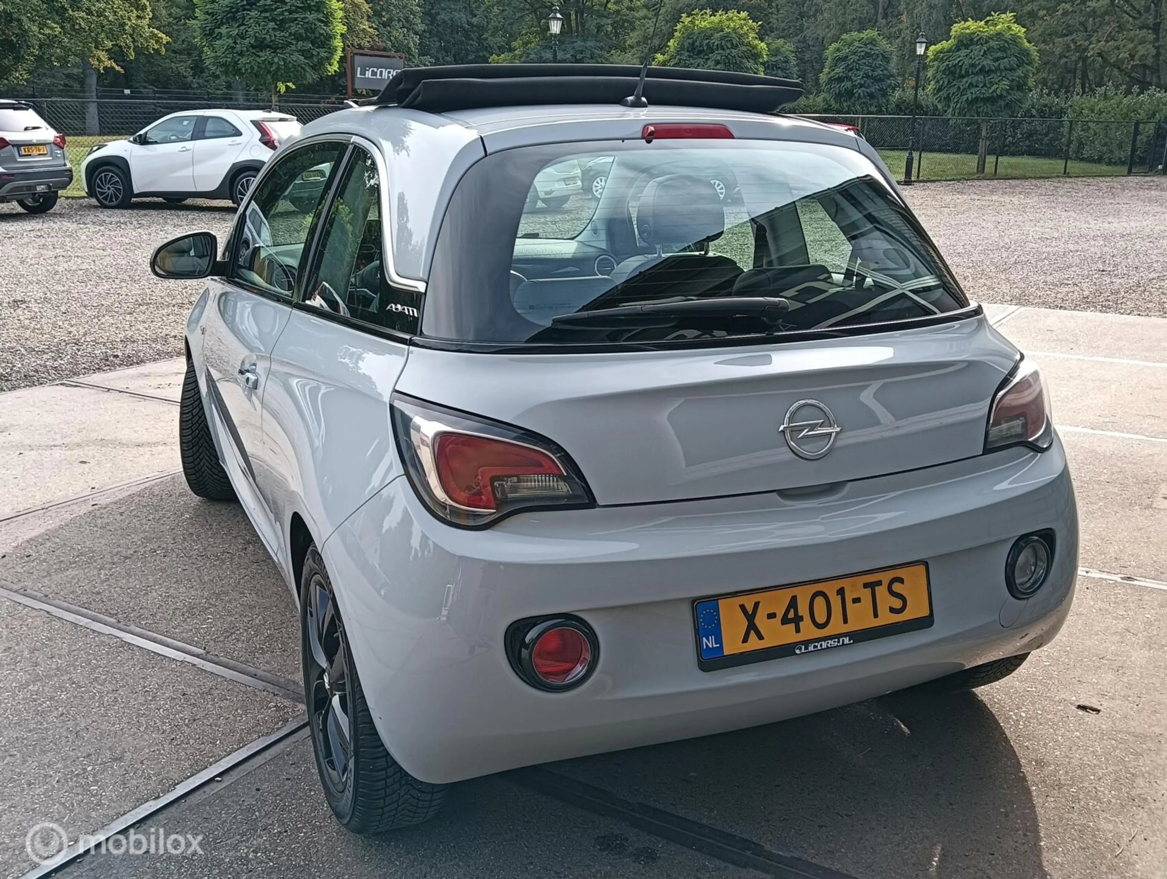 Opel Adam 1.4 automaat cabrio-top/all season banden — photo 5