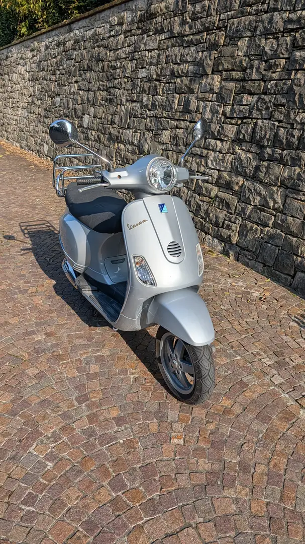 Vespa LX 150 MOTORE E CARROZZERIA PERFETTI Grigio - 1