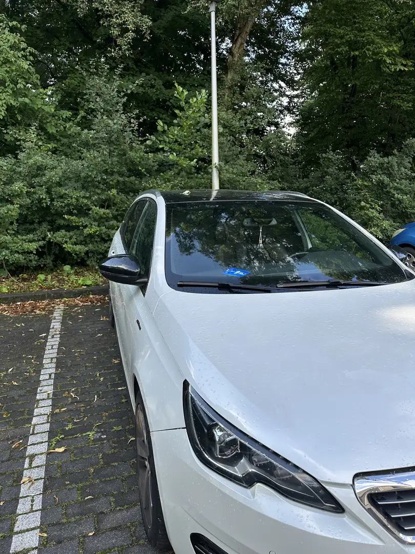 Peugeot 308 1.2 PureT.Blue L. GT Bianco - 1