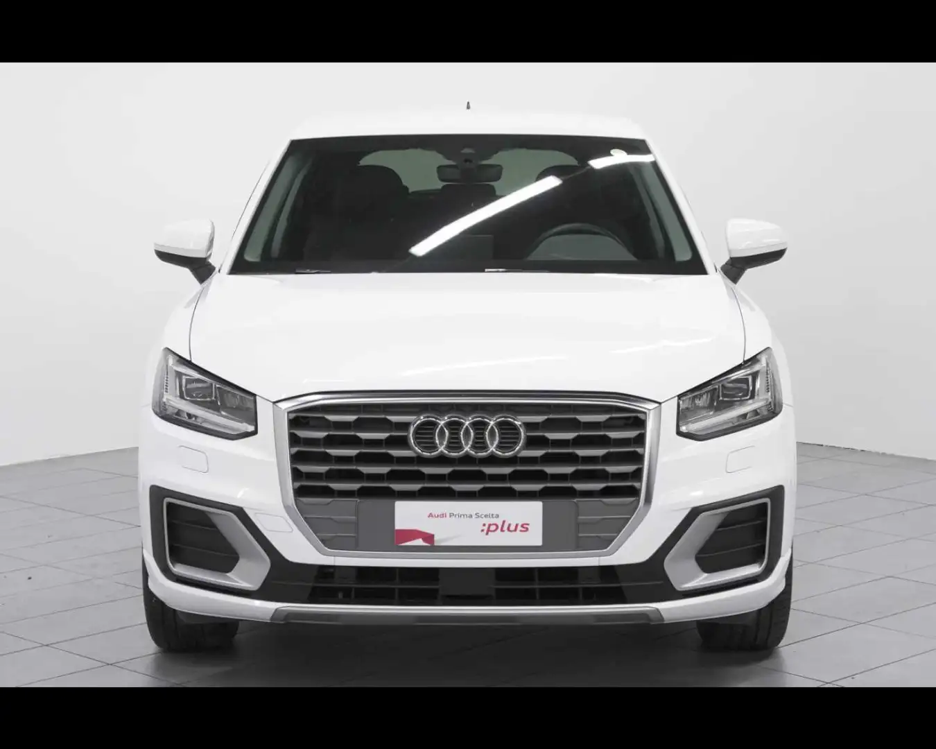 Audi Q2 30 1.6 tdi Admired s-tronic Weiß - 2
