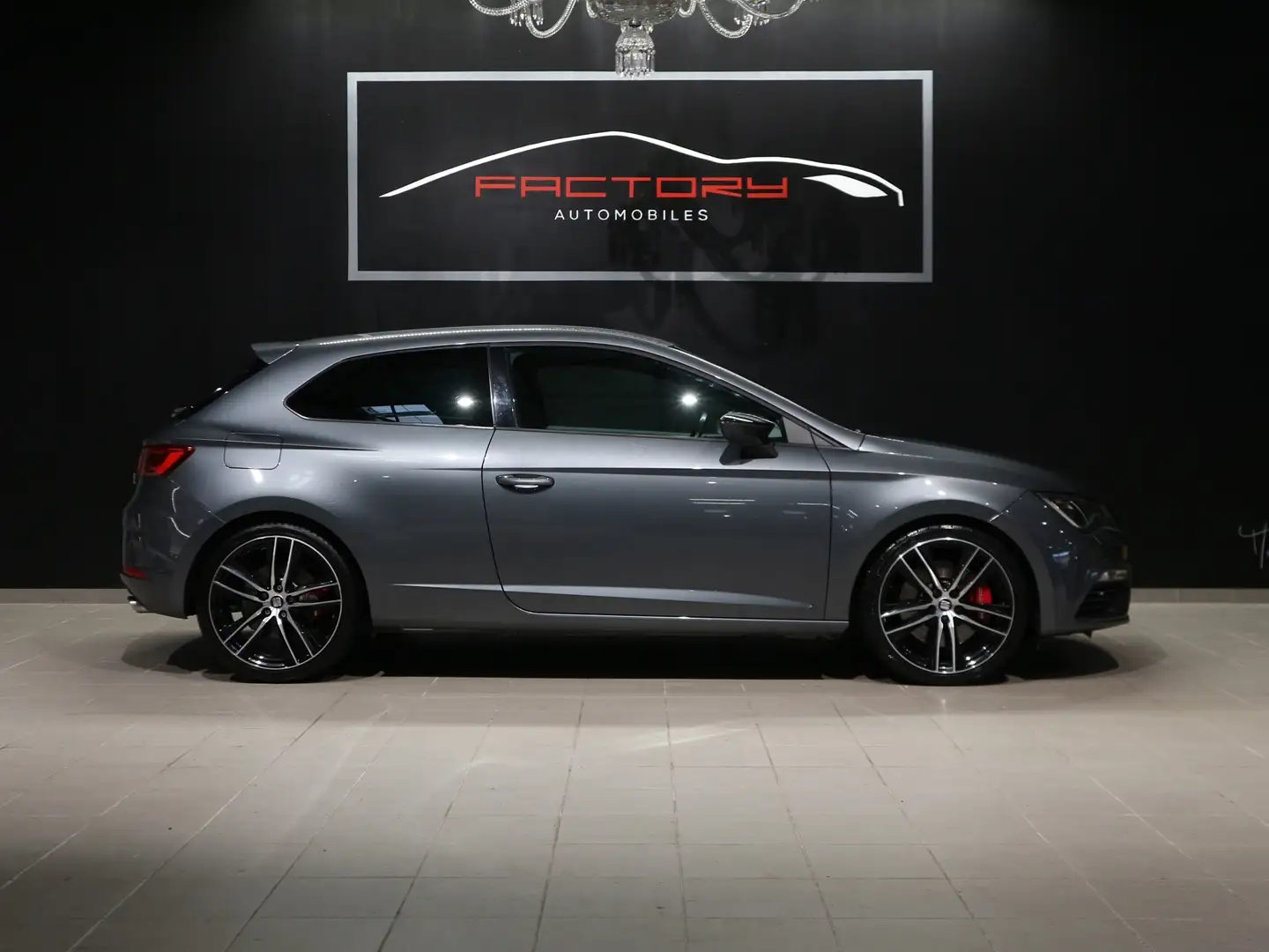 SEAT Leon 2.0 TSI 300CH CUPRA DSG Grau - 2