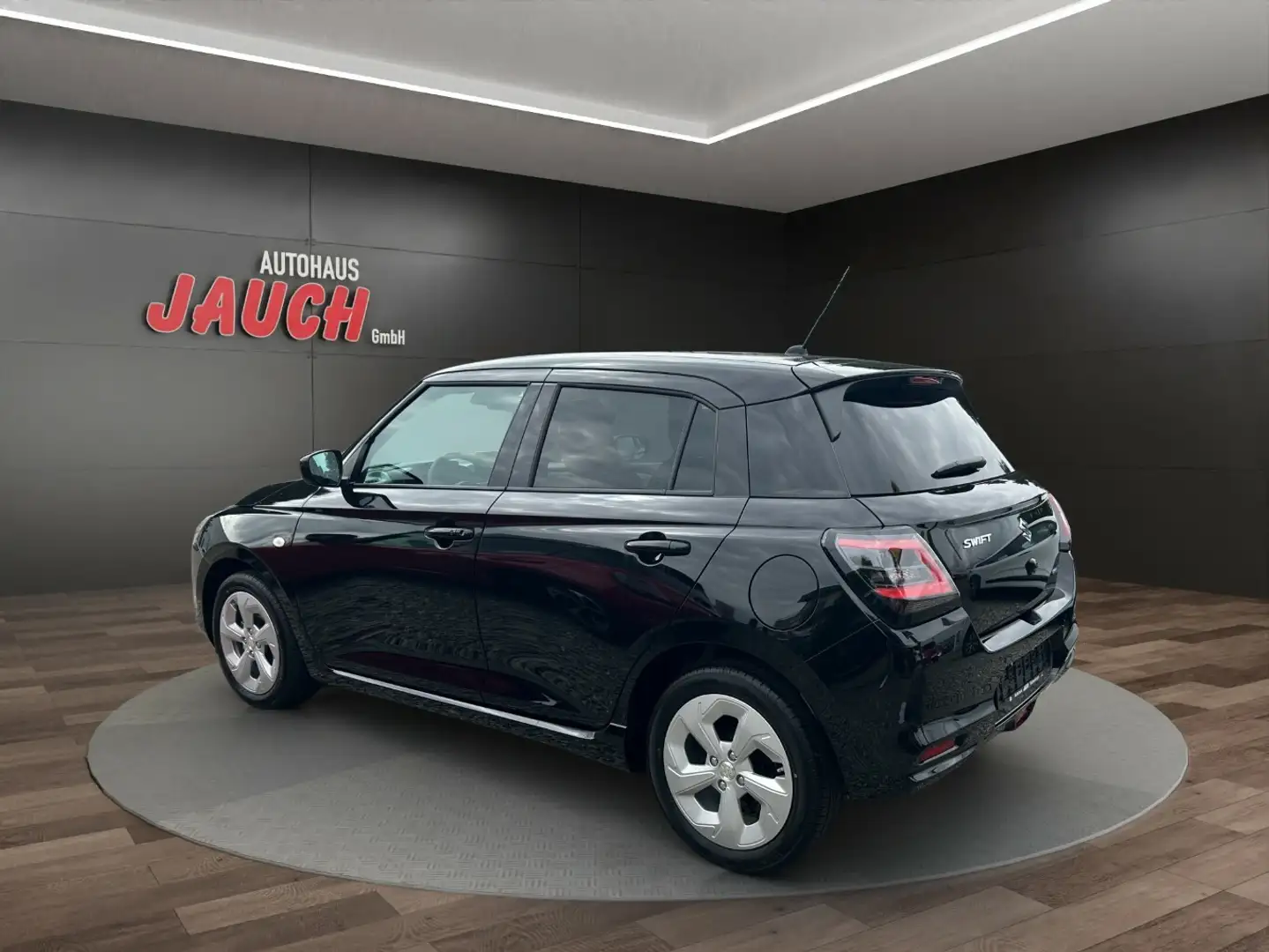 Suzuki Swift 1,2 Comfort Hybrid Dualjet Schwarz - 2