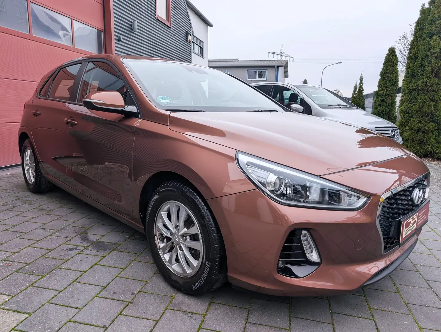 Hyundai i30 i30 1.0 T-GDI "ALU/PDC/AHK/SPURASSISTANT* Brun - 2