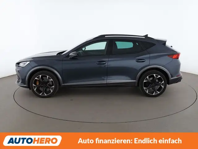 Cupra Formentor view 3