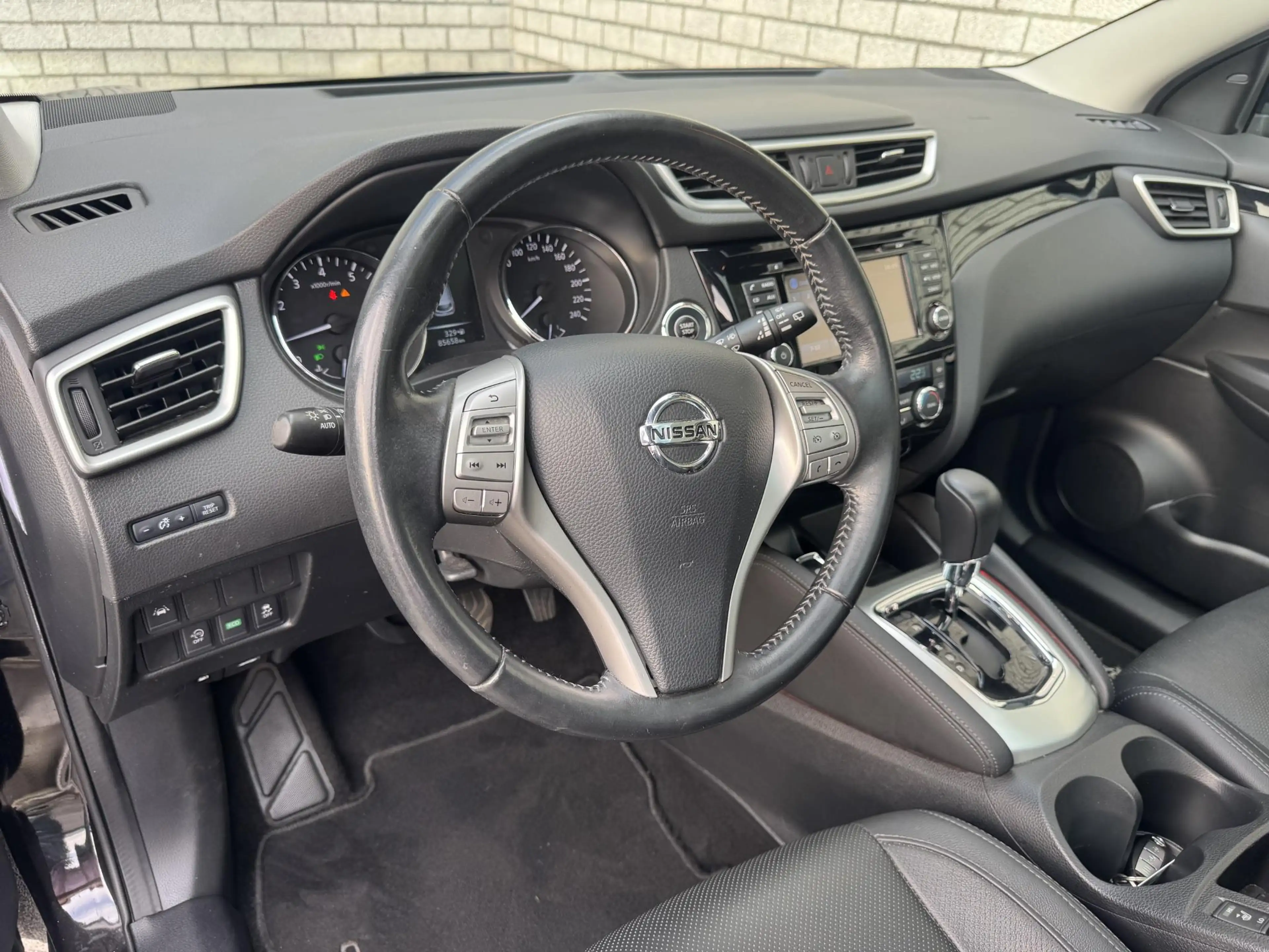 Nissan Qashqai 1.2 Tekna | Trekhaak | Panoramadak | Leder | 360° — photo 27