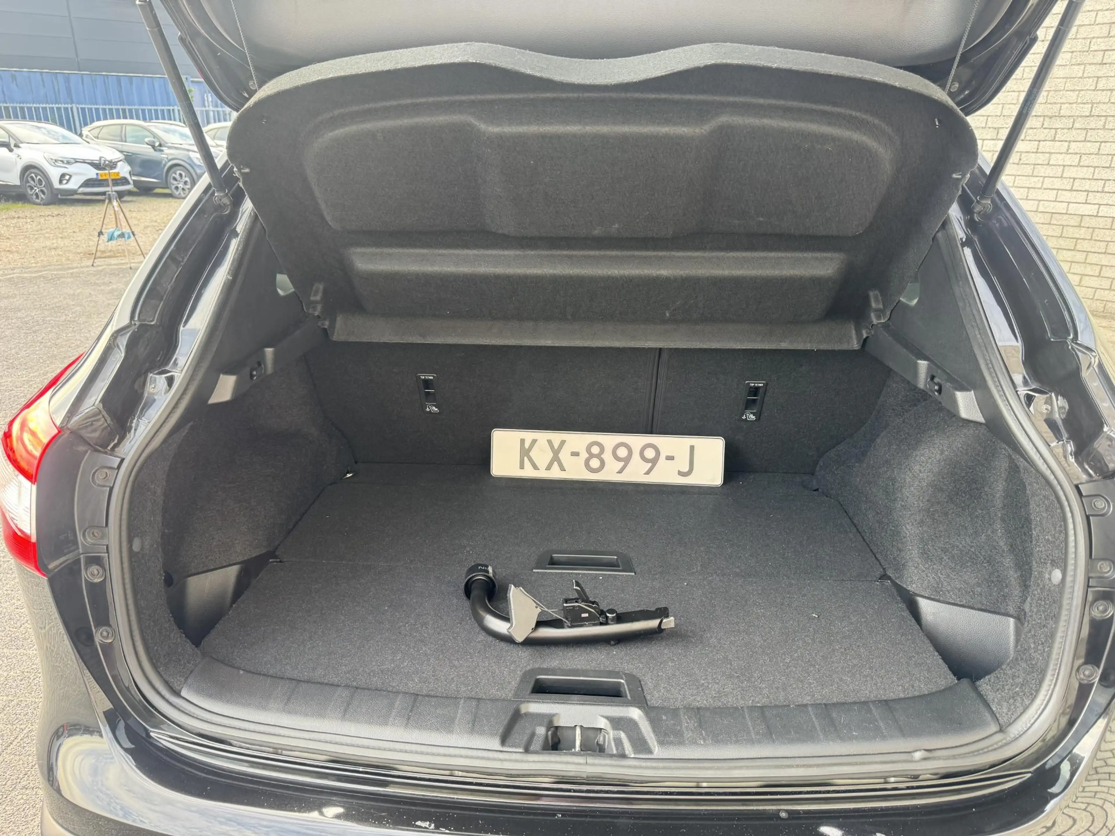 Nissan Qashqai 1.2 Tekna | Trekhaak | Panoramadak | Leder | 360° — photo 10