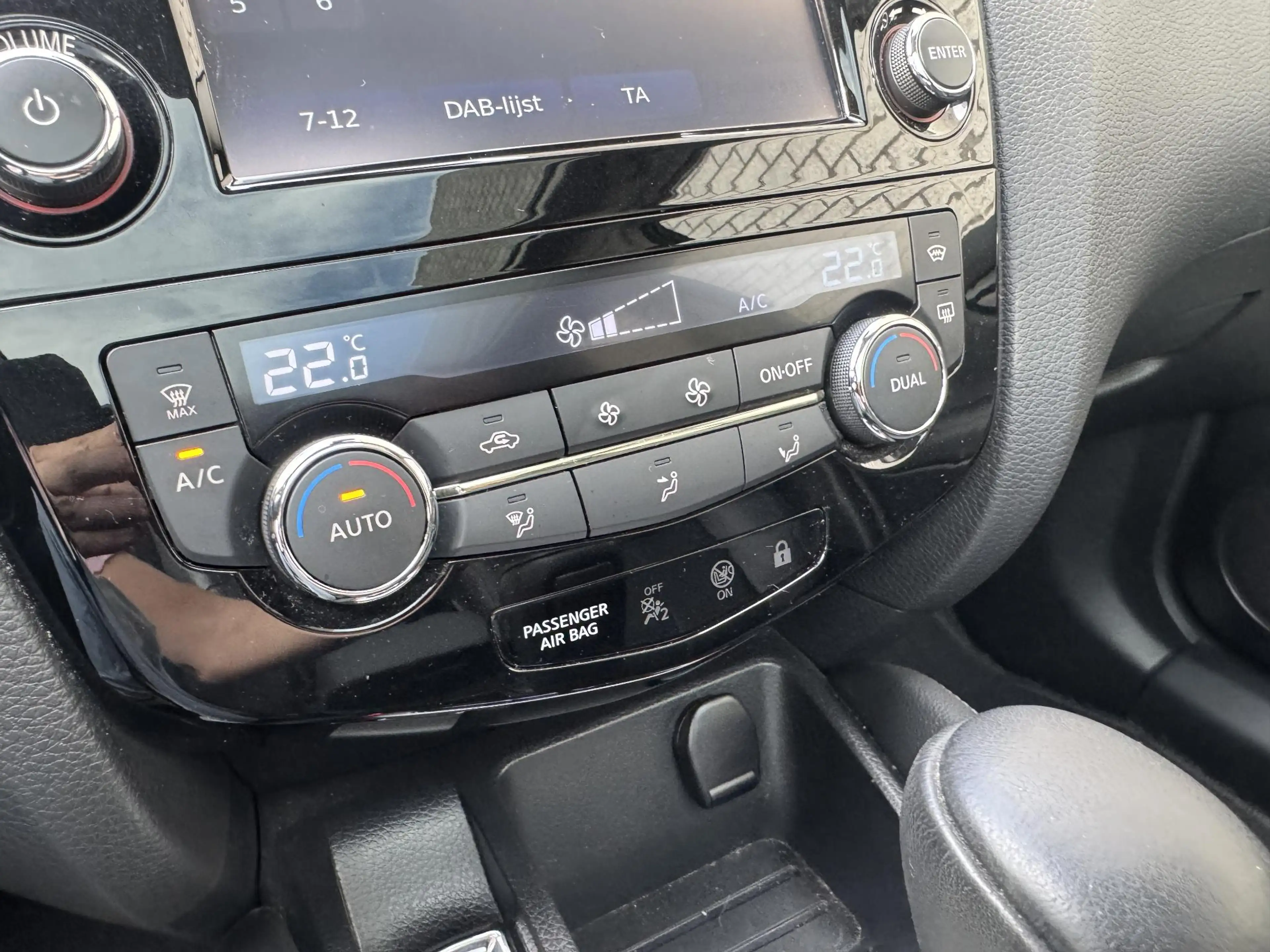 Nissan Qashqai 1.2 Tekna | Trekhaak | Panoramadak | Leder | 360° — photo 15