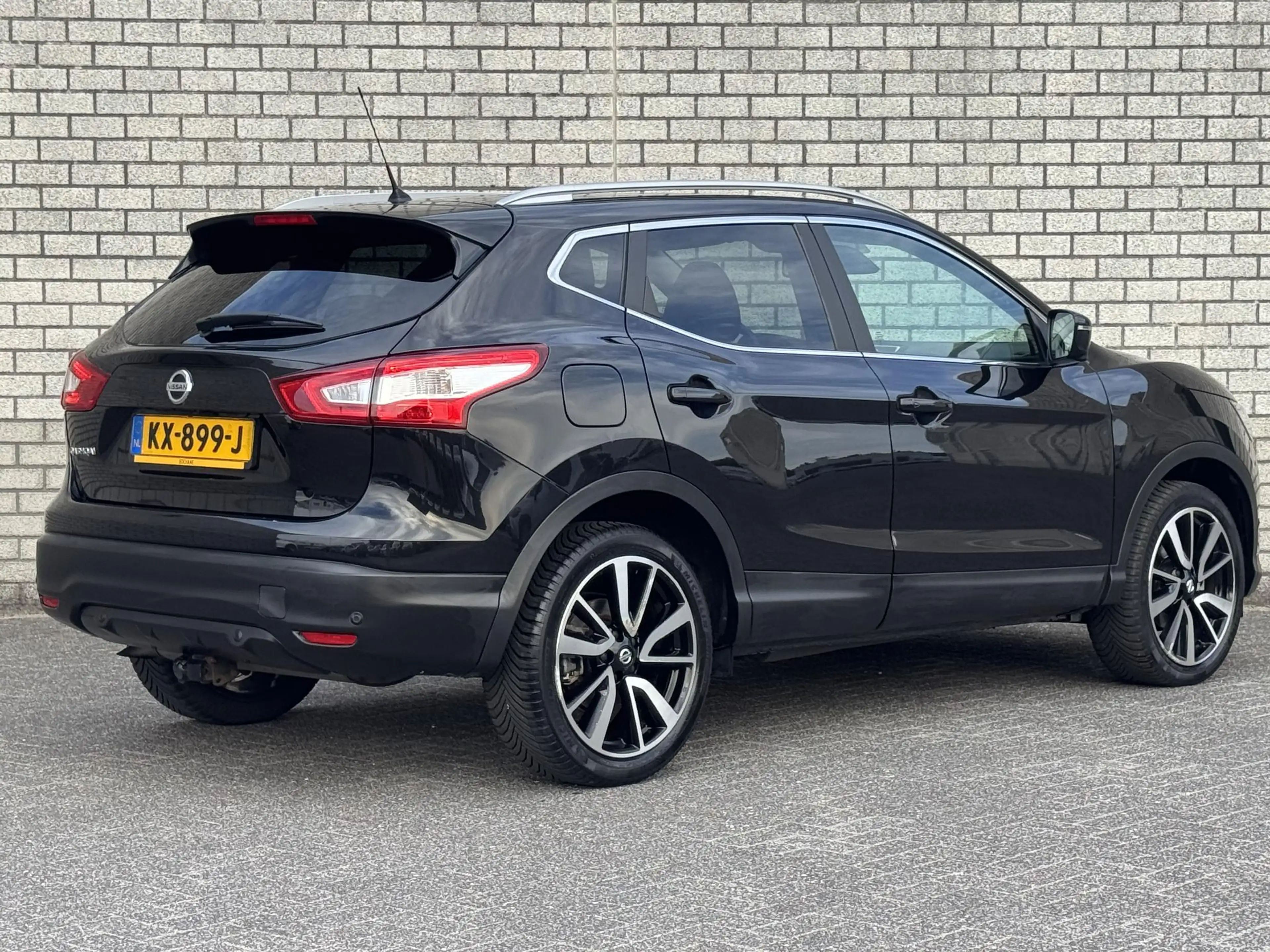 Nissan Qashqai 1.2 Tekna | Trekhaak | Panoramadak | Leder | 360° — photo 2